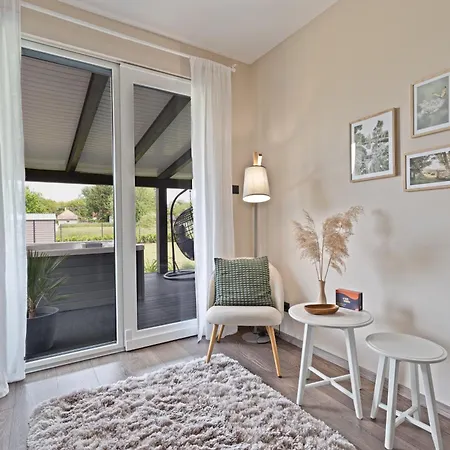 Haz A Hold Utcaban Tatil Evi Kehidakustány