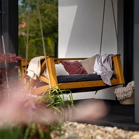 Haz A Hold Utcaban Tatil Evi