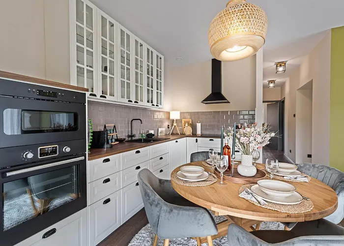 Nyaraló Ház A Hold Utcában *